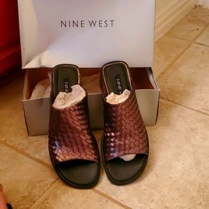 Nine West woven brown sandal 8.5